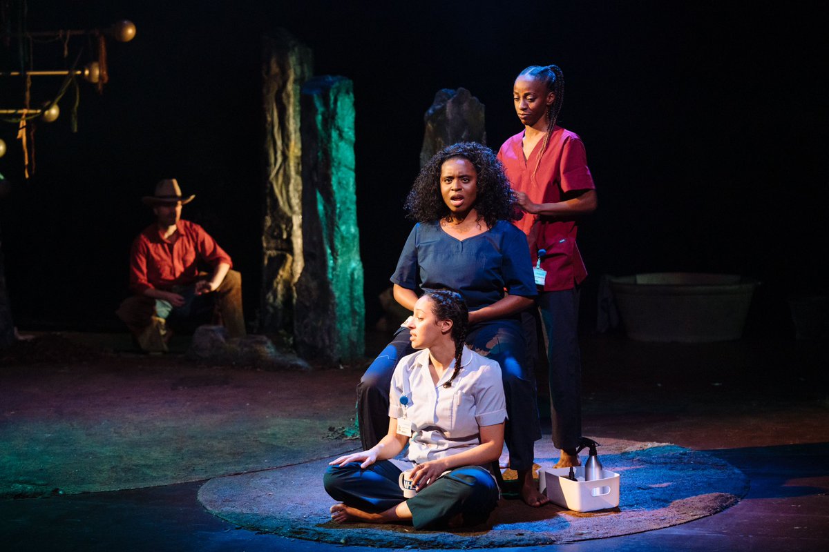 ActorsTouringCo's tweet photo. We’re gearing up for FAMILY TREE press night at our partner venue and ATC home @BrxHouseTheatre 

We’ll have pics and vox pops for you tomorrow but for now here’s some fab shots of the show by @helenmurraypix https://t.co/PIm2i8kGGY