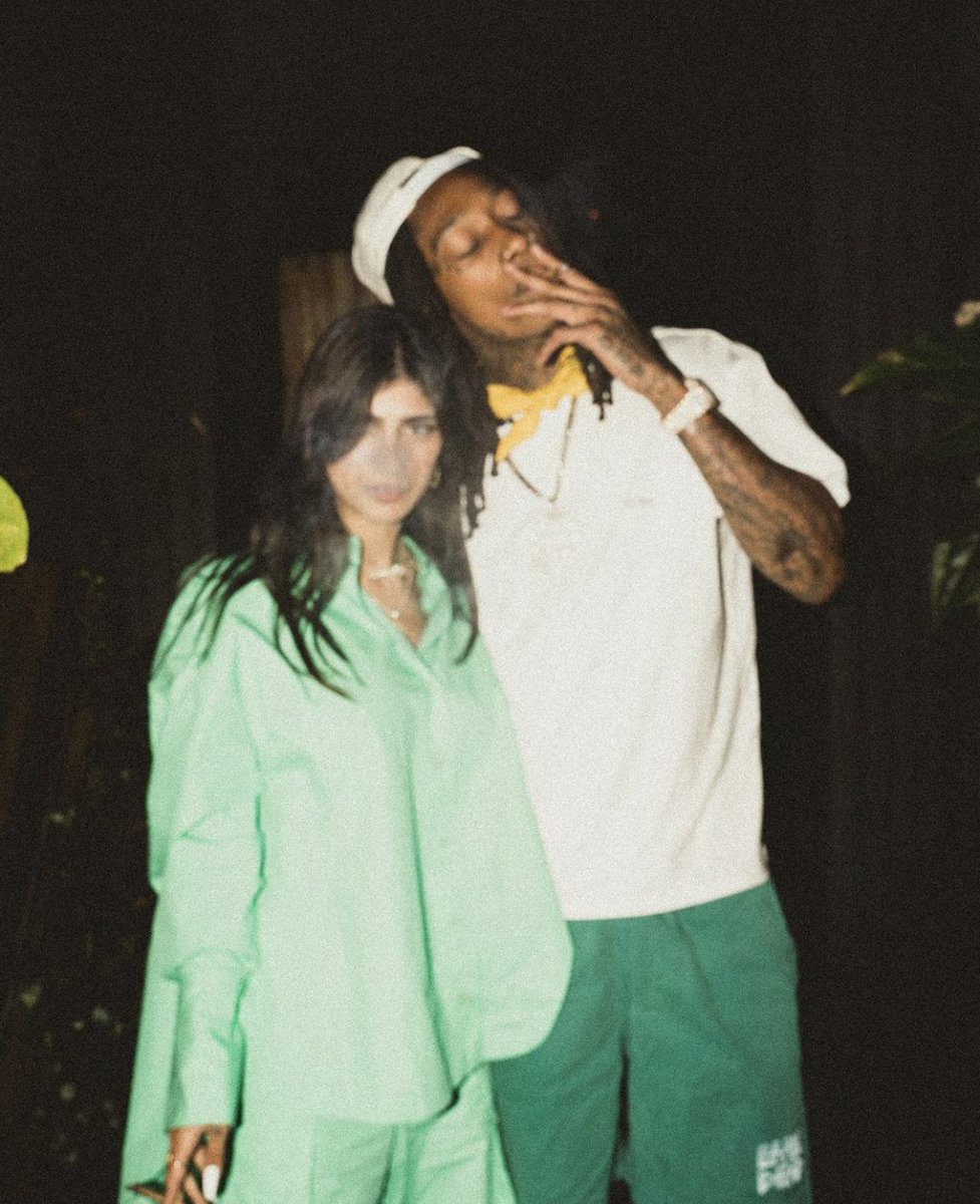 PigsAndPlans's tweet photo. The Khalifas @wizkhalifa @miakhalifa https://t.co/Hh62r25DB9