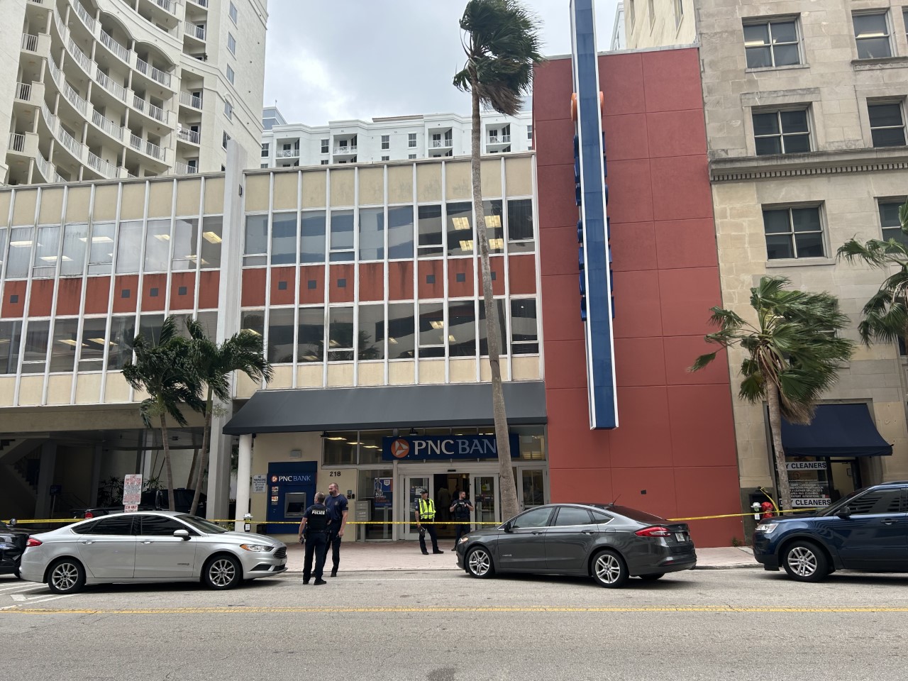 WPTV on Twitter "BREAKING PNC Bank robbed in downtown West Palm