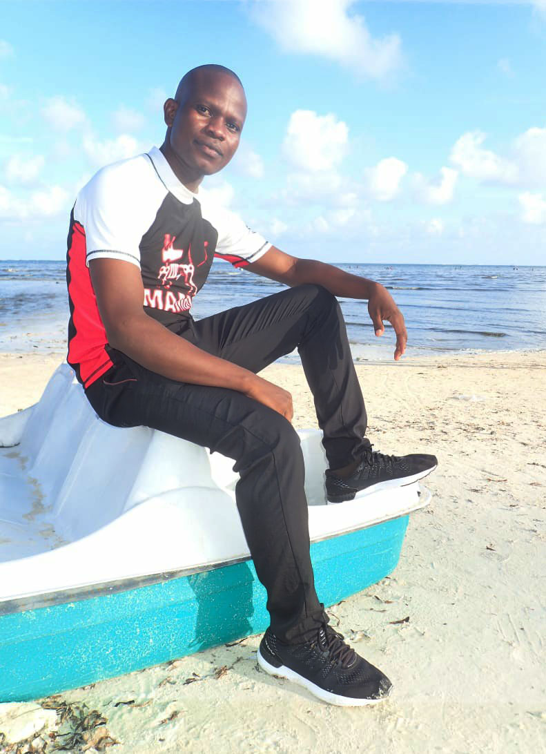 osakajayms's tweet image. I will support Trump and Republicans forever. Not all blacks supports Joe Biden, some of us are not Brainwashed. The whites are my great friends. Democrats are preaching Racism but only fools can listen to them.