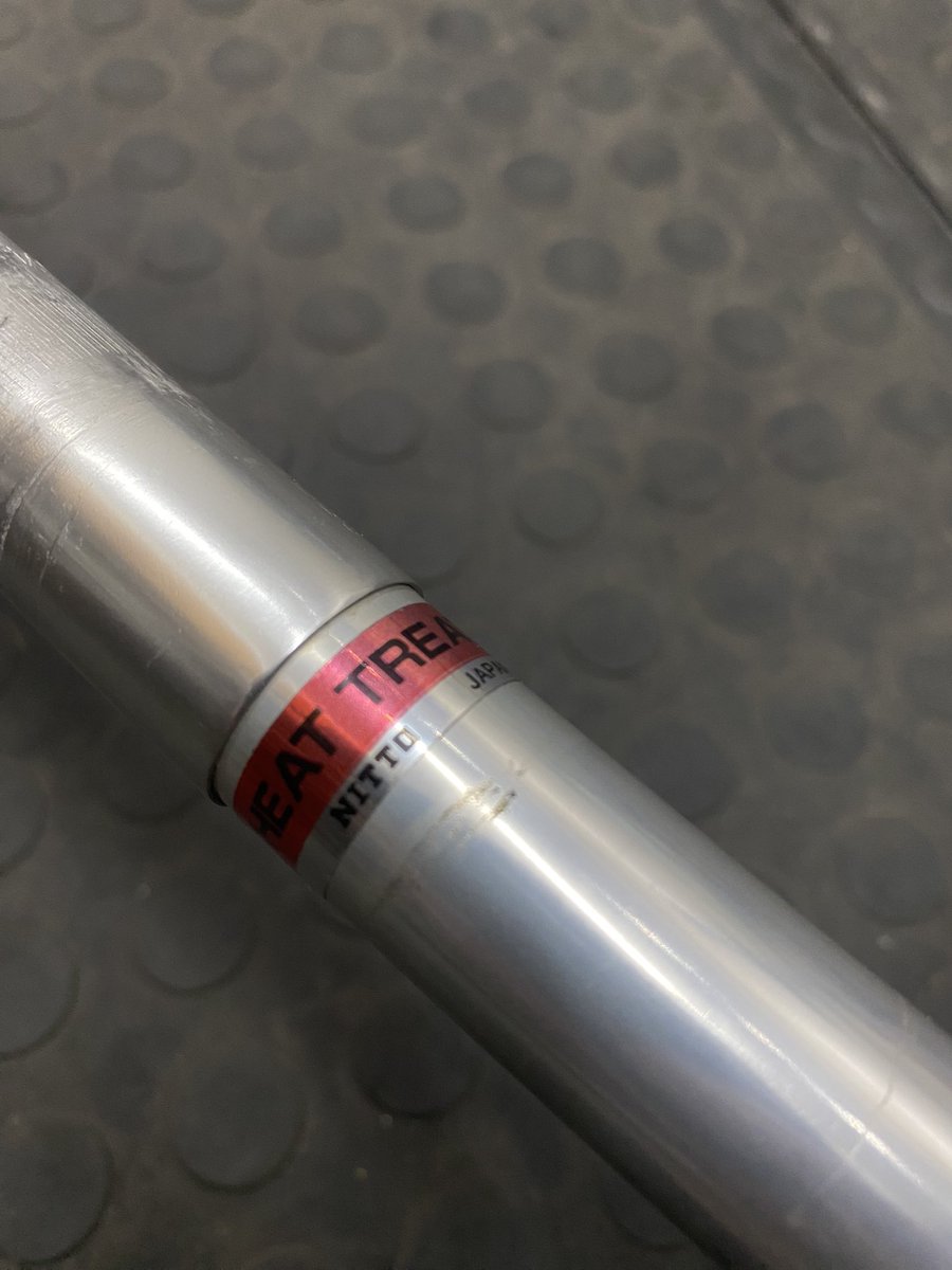 jordyaprian's tweet photo. Dijual Nitto RM-3 Mountain Dirt Drop Bar

Used 

Clamp Diameter : 25.4mm
Handle diameter : 23.8mm
Width : 580mm
Material : Alumunium

Minat WA 082166622278 
#fnfjb https://t.co/FlclcMQKJ0
