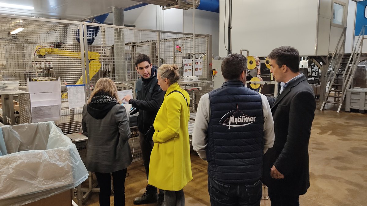 SAFERatlantic's tweet photo. 🙌Our partners @PoleMerBA &amp; #Foodintech visited Cancale 🇫🇷 for a demo of the #SAFER pilot implemented in Mytilimer.
Attendees talked on the needs &amp; challenges of the #seafood sector products traceability &amp; quality control &amp; how the SAFER pilot fits into the company's strategy.👏 https://t.co/yvXgFjUOGc