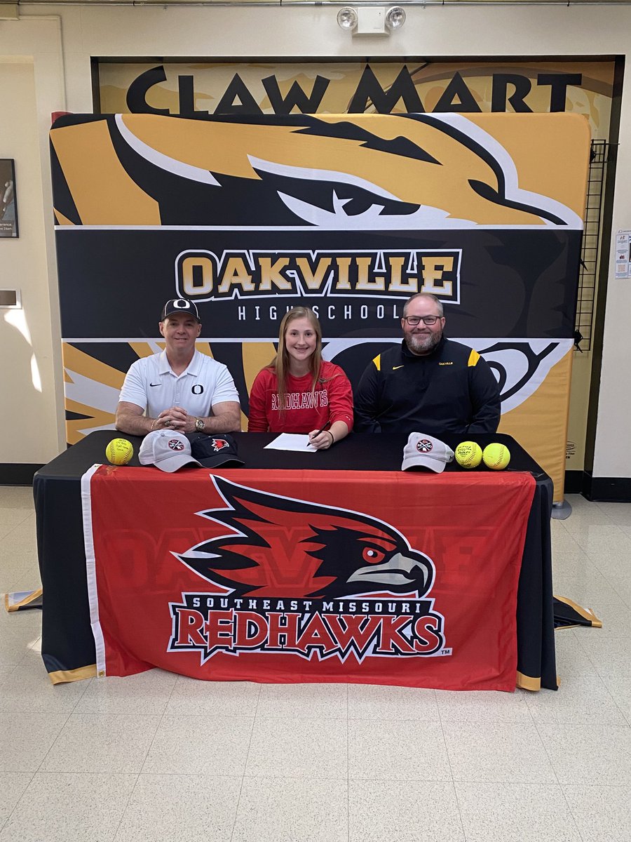 oakvarsoftball's tweet photo. Congratulations Mary on signing to play softball at Southeast Missouri State University! All of your hard work and dedication through the years has provided you this tremendous opportunity. Your coaches and teammates are so proud of you! You are going to do great things there! https://t.co/LJ8EuClWKX
