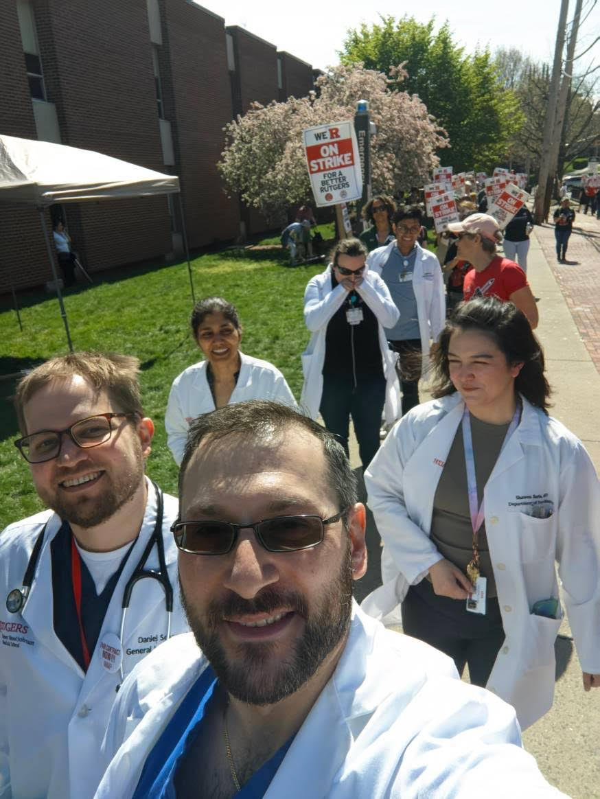 AAUP-BHSNJ (@abhsnj) on Twitter photo #WeROnStrike #RUOnStrike #FairContractNow
<a href="/ruaaup/">Rutgers AAUP-AFT Academic Worker Union</a> <a href="/RUGradsUnited/">Rutgers Grads United</a> <a href="/r1coalition/">r1coalition</a> #WeROnStrike #RUOnStrike #FairContractNow
<a href="/ruaaup/">Rutgers AAUP-AFT Academic Worker Union</a> <a href="/RUGradsUnited/">Rutgers Grads United</a> <a href="/r1coalition/">r1coalition</a>