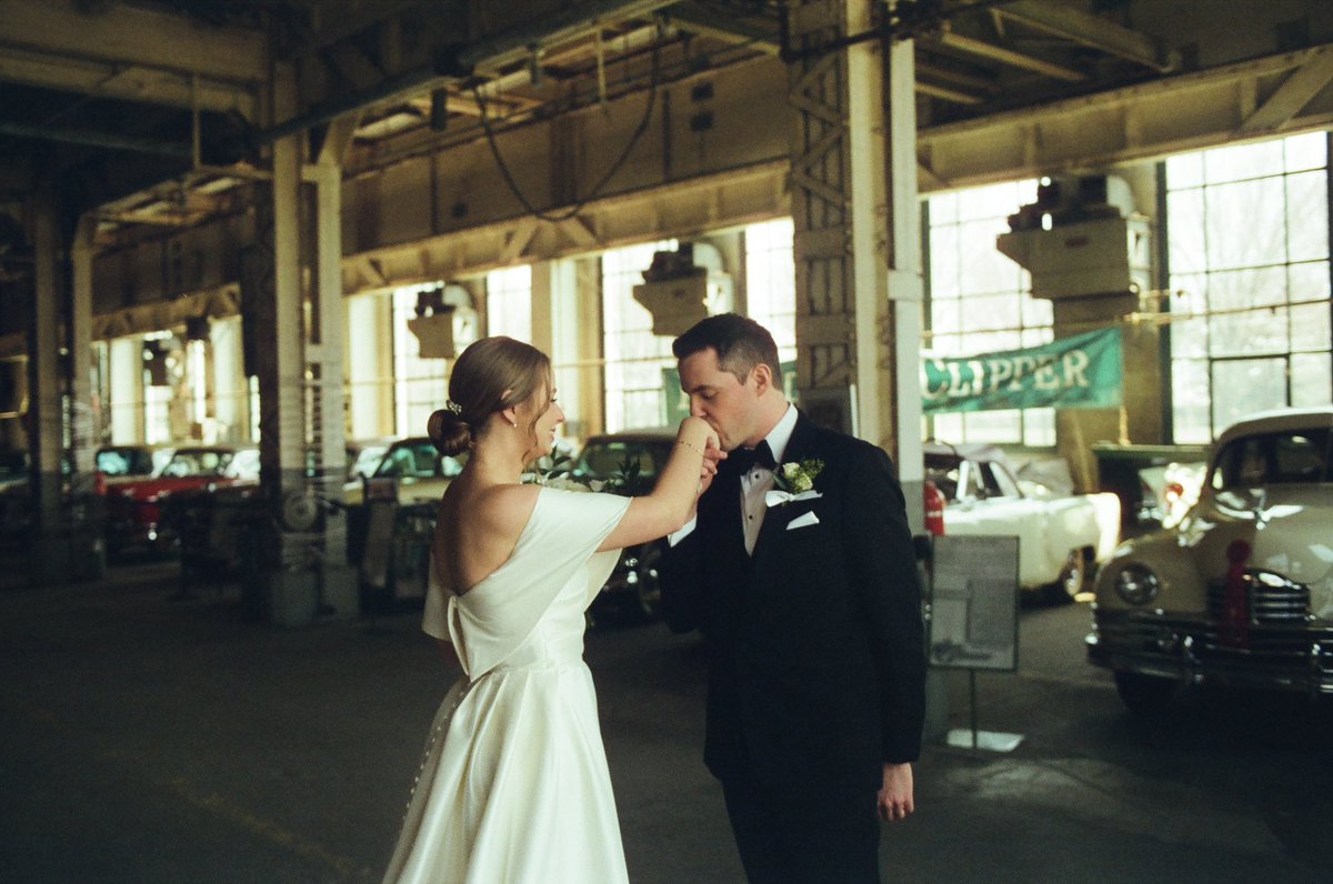 aauuttt's tweet photo. #cinestill400d https://t.co/oYMw6KNWYs