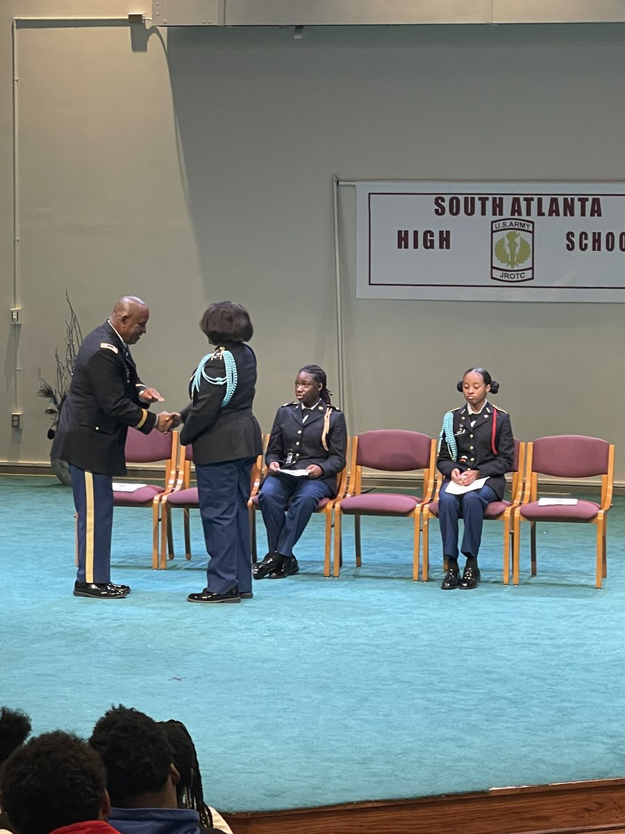 BuffordMEd's tweet photo. JROTC 2023 Award Ceremony 🏅 #Hoorah https://t.co/QPG7fAMXek