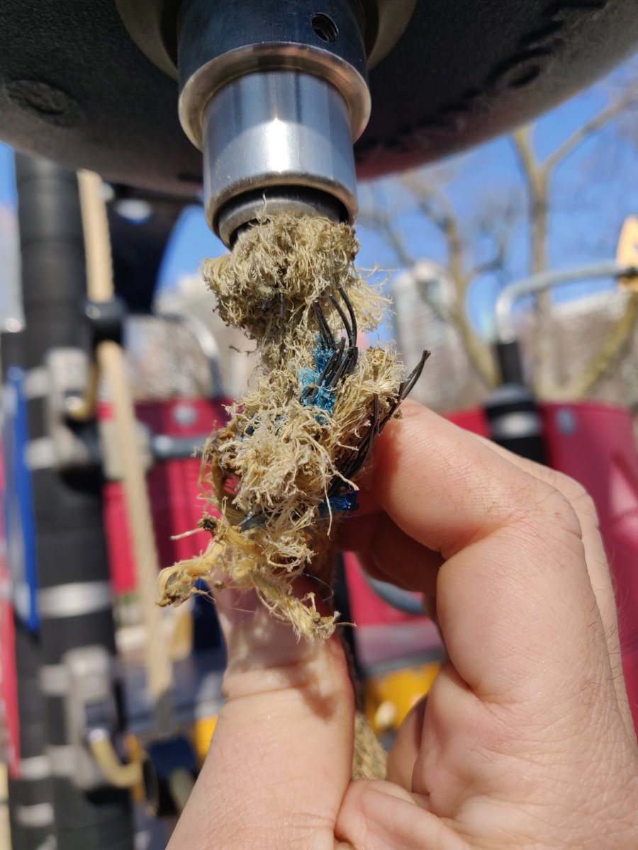 photonicsguy's tweet photo. @311Toronto Hazard @ Allan Gardens Playground. Frayed cable on climbing structure with exposed steel wires.
Please see attached photos. https://t.co/cf6HHYEcXg