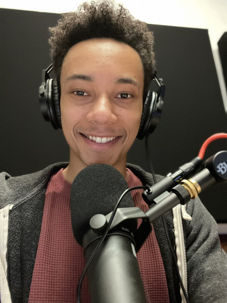 SomanChainani's tweet photo. Guess who’s back as your audiobook narrator for FALL OF THE SCHOOL FOR GOOD &amp; EVIL? 😈 The devilishly brilliant @kittheyounger finishes what he started in RISE — available for audio download, 5.2.23 worldwide.

(Preorder your kit fix now at https://t.co/VDTHyQiCGM) https://t.co/bV5ofBZzrh
