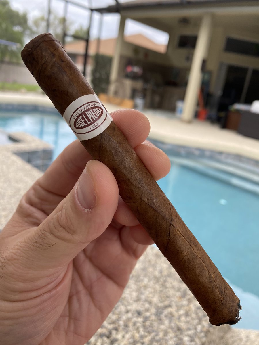 This has been sitting for 3-4 years - very nice flavor - nice inexpensive Cuban…