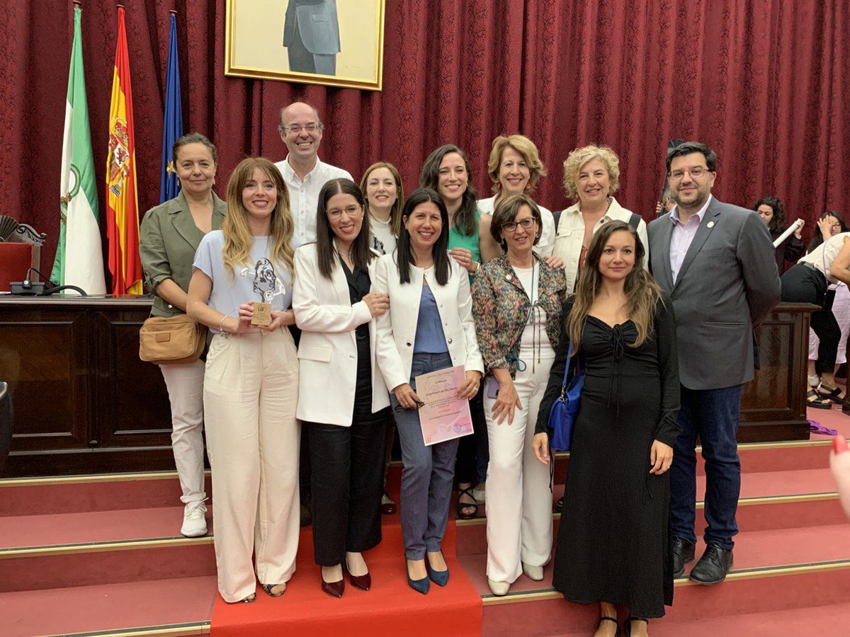 PsicologiaUS's tweet photo. @unisevilla @EducacionUs @mcromerot @etsii @IgualdadAND @IgualdadGob @PsicologiaUS ha estado muy presente en los premios a las buenas prácticas. Enhorabuena a nuestras premiadas de Psicología, a la facultad hermana de @EducacionUs y al resto de premiadas. https://t.co/gfohP7azUu