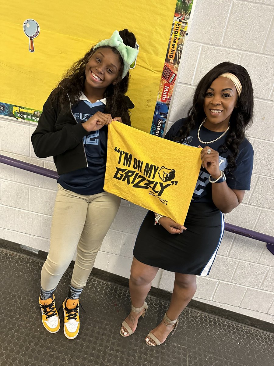 GeeterSchool's tweet image. We’re on our GRIZZ at Geeter K8 #BigMemphis @memgrizz
