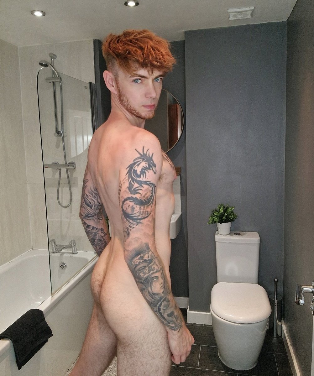 TGingerlad's tweet photo. Who loves humpday? 🦊🍑 https://t.co/qz1TsNTmVj