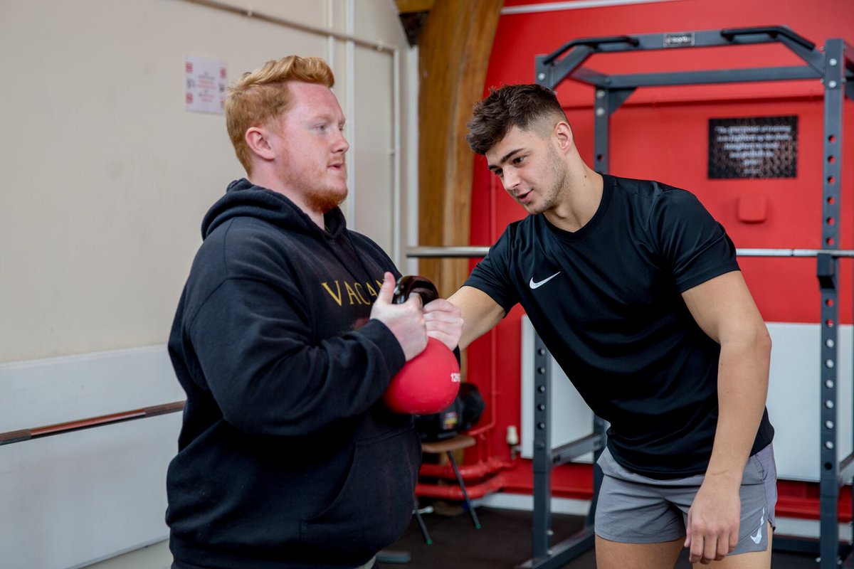 coleggwent_cym's tweet image. O Gynnal a Chadw Cerbydau i Fenywod i Hyfforddi Campfa, mae ystod eang o gyrsiau rhan-amser yn dechrau’r mis hwn🚗🔧🏃🏼‍♀️

Cymerwch y cam nesaf hwnnw ymlaen tuag at eich #gyrfa newydd, #prifysgol neu gwrs arall ✨🎓

Ymgeisiwch nawr: ow.ly/hyjq50NGORc