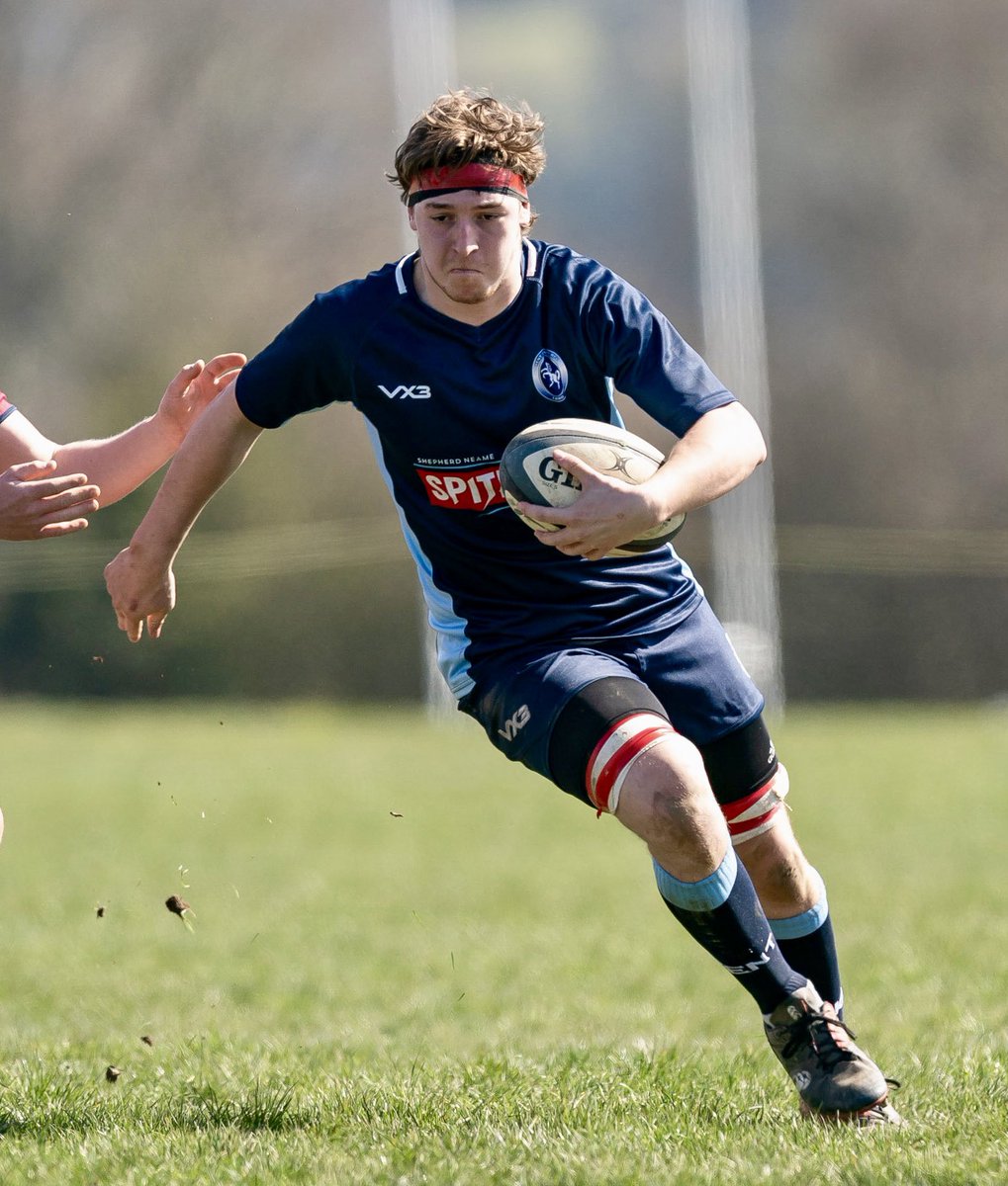 johnjustin43's tweet photo. @CPRFC @KentRugby @SurreyRugby @HampshireRFU James en route to the try line. Keep telling him to have two hands on the ball but what do I know? https://t.co/jw7RBoxIdO