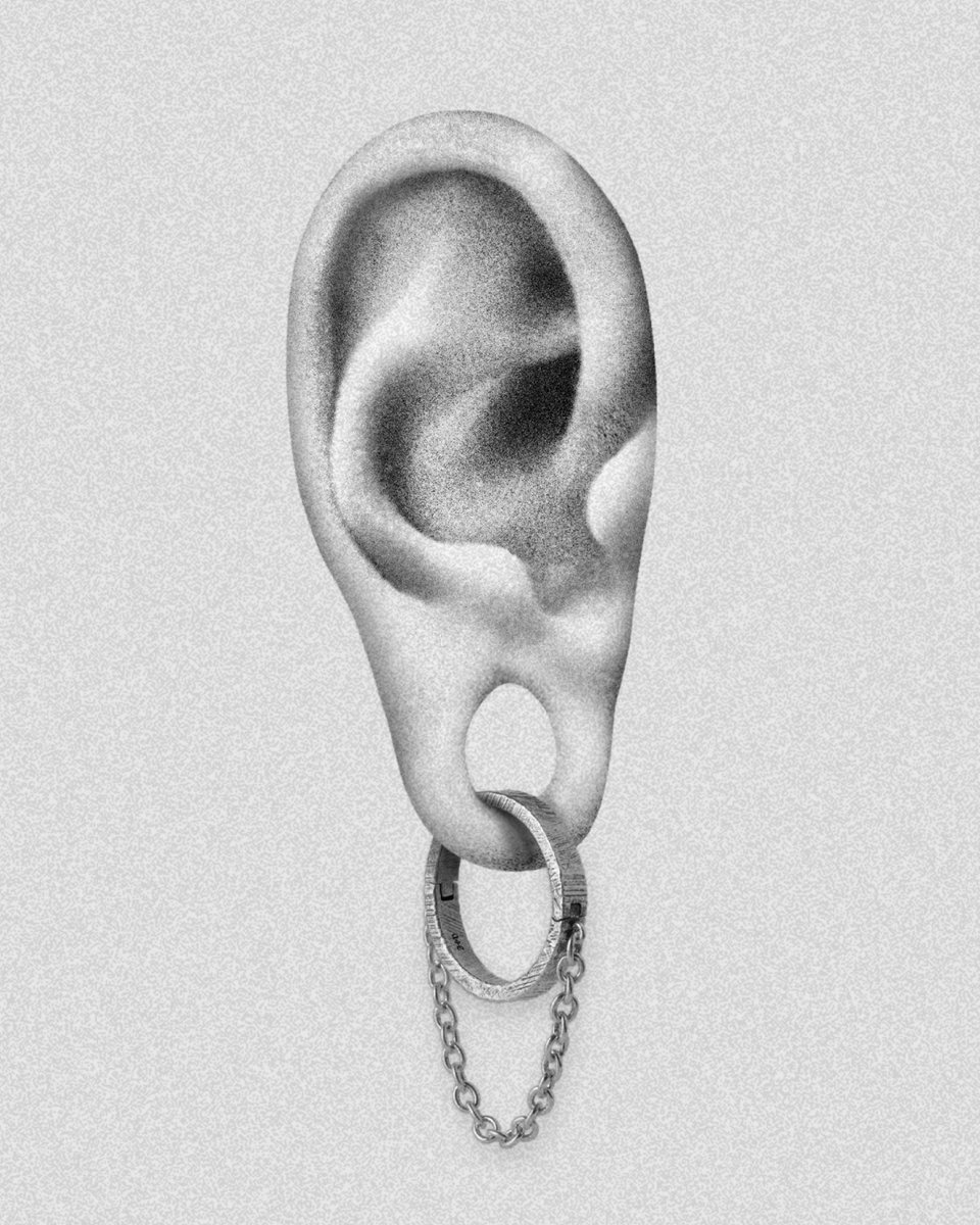 AskEmblaStore's tweet photo. Strength and defiance meet in style when you wear our Crux Chain Hangers – grunged, gritty and bold hoops linked to free-moving chain drops for edgy, moving statements.

Make them yours at https://t.co/lo7D11MSjM.

-

#askandembla #askemblastore https://t.co/RjROhEU3ee