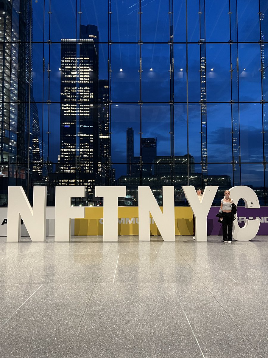 SavetheBeesNFTs 🎙#NFTNYC #MiamiNFT #NFTLA tweet media