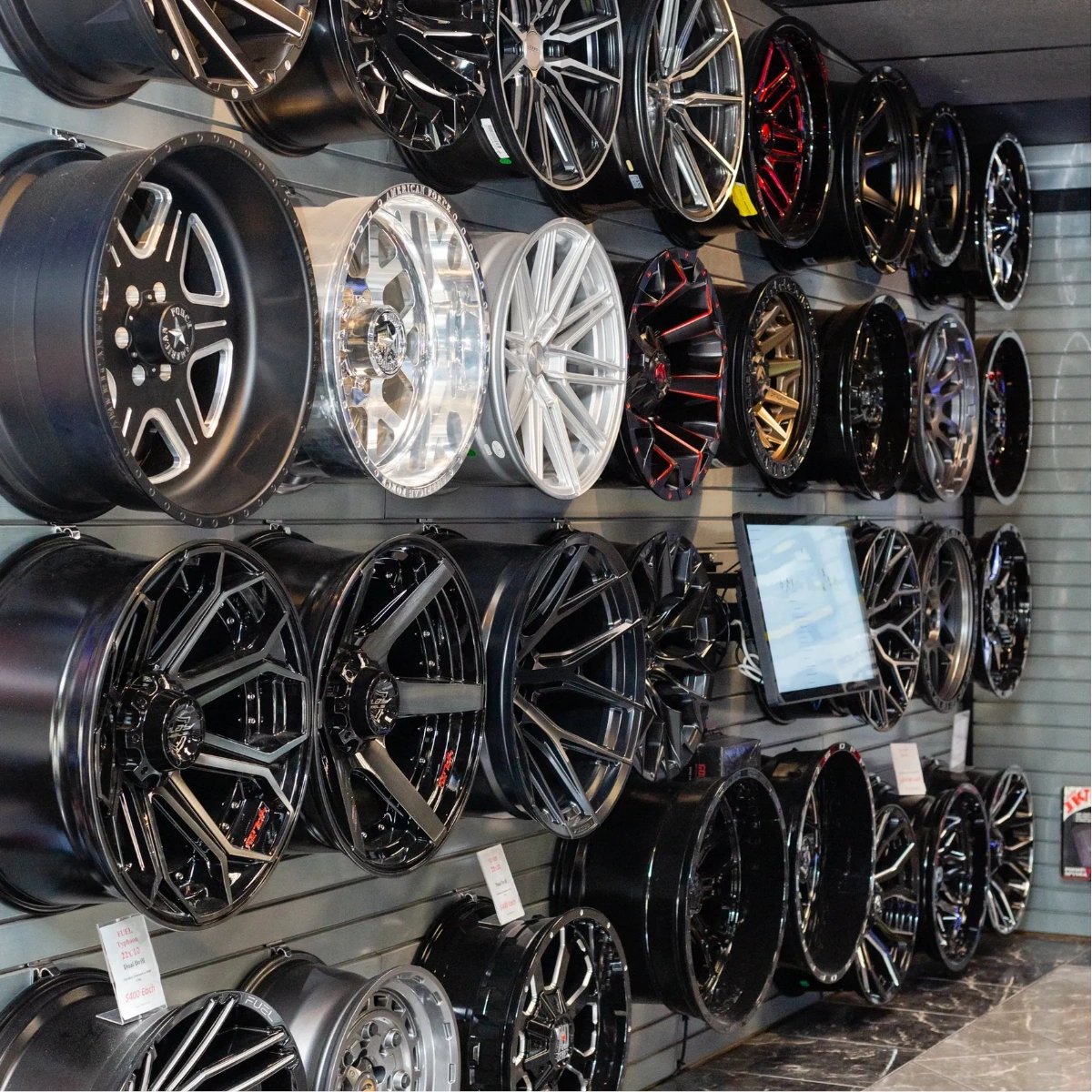 JCsCustoms1 tweet picture