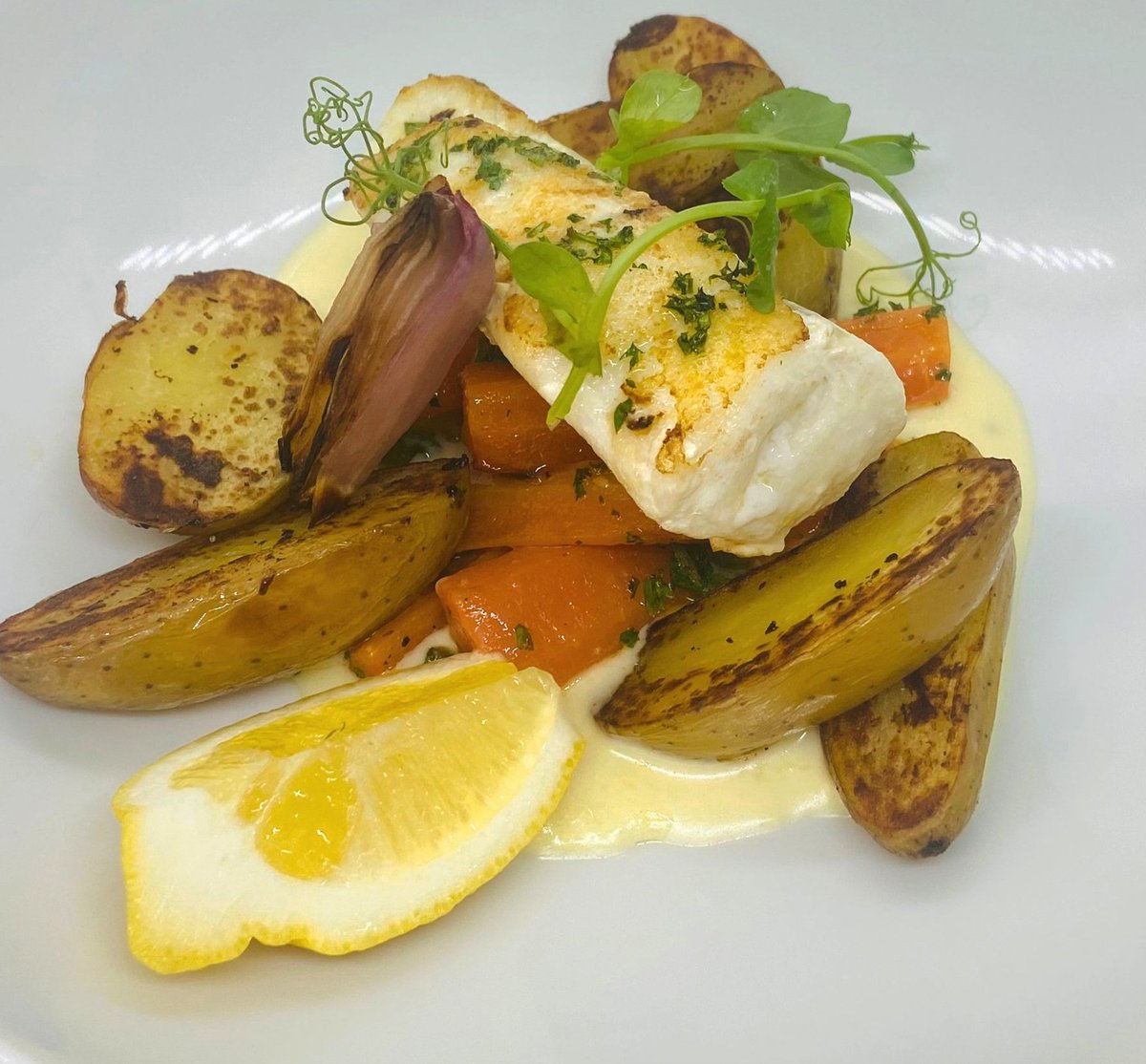 oldecastlebar's tweet image. 🐟 𝕺𝖚𝖗 𝕾𝖊𝖆𝖋𝖔𝖔𝖉 𝕾𝖕𝖊𝖈𝖎𝖆𝖑'𝖘 🐟

🍽 𝕻𝖔𝖆𝖈𝖍𝖊𝖉 𝕲𝖗𝖊𝖊𝖓𝖈𝖆𝖘𝖙𝖑𝖊 𝕿𝖚𝖗𝖇𝖔𝖙, 𝕾𝖆𝖚𝖙é 𝖇𝖆𝖇𝖞 𝖕𝖔𝖙𝖆𝖙𝖔, 𝕲𝖑𝖆𝖟𝖊𝖉 𝕮𝖆𝖗𝖗𝖔𝖙 &amp;amp; 𝕻𝖆𝖗𝖘𝖓𝖎𝖕 &amp;amp; 𝖂𝖍𝖎𝖙𝖊 𝖂𝖎𝖓𝖊 𝕾𝖆𝖚𝖈𝖊 🥕🐟😋

#turbot #govisitdonegal #donegaltown #seafoodrestaurant