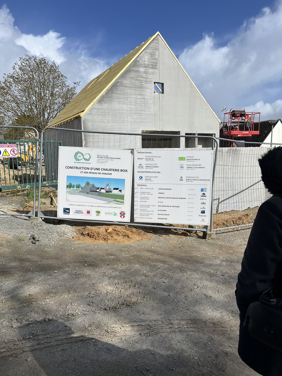 #RencontresTerritoriales n•9 - visite 4 : Arzano projet de restructuration du bourg et installation équipements structurants : maison médicale, nouveau dojo, halles… Un projet évolutif dans le cadre de l’AMI « Dynamisme des bourgs ruraux et des villes en Bretagne »
#centrebourg