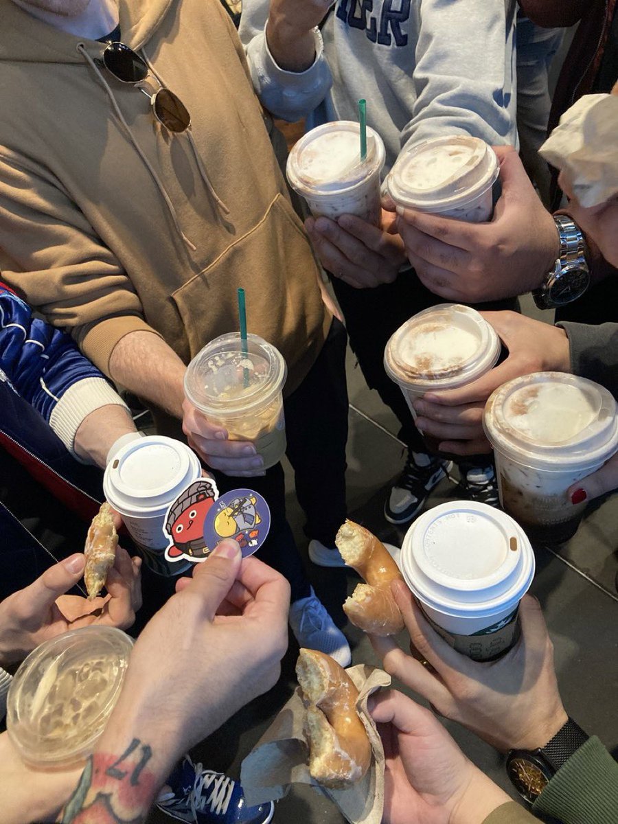 Alex.HYPE | The Blue Guy 💎 tweet media