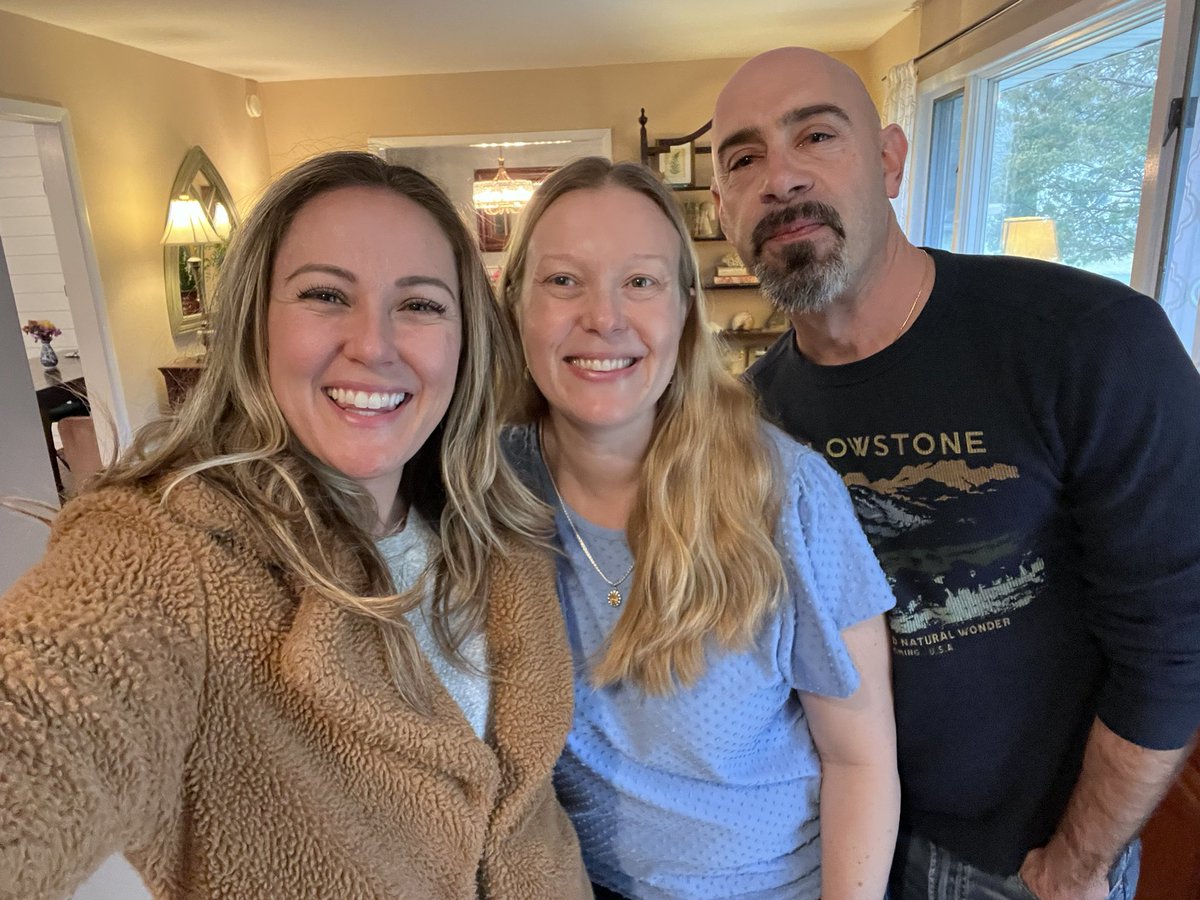 CarolineGargui2's tweet image. CLOSED - Utah Dr., Toms River
This adorable couple was referred to me 5 years later by one of my first clients. Thank you so much! You help my family business so much! 🫶🏽🥹Congratulations to their good friends!
#OceanCounty #runningover #NJ #saidYEStotheaddress #alltheglorytoHIM