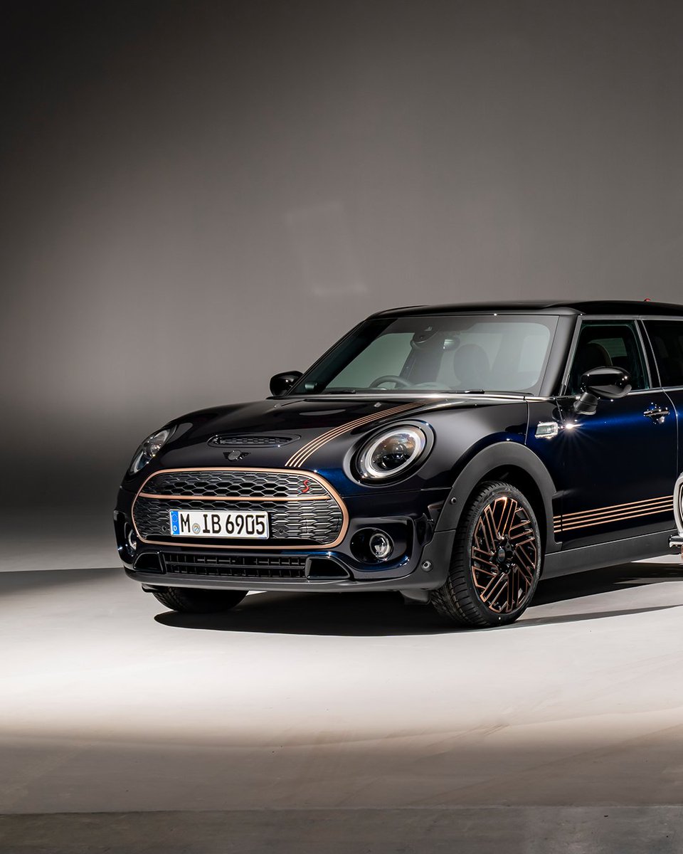 MINI_Turkiye's tweet image. Nesilden nesile kusursuz geçiş. MINI Clubman Final Edition.

#MINI #Clubman #FinalEdition