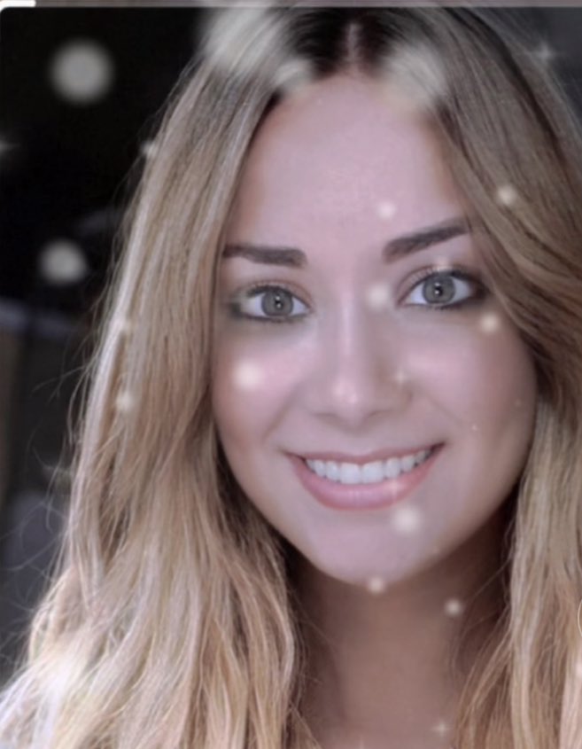 Luisa1E's tweet image. La felicidad es a veces como los lentes…, los buscas y los buscas, y resulta que los llevas puestos. #1DDrive