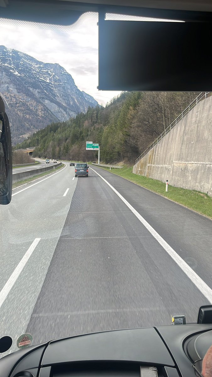 Tata Alpendorf 😢 Siwrne adref wedi cychwyn!