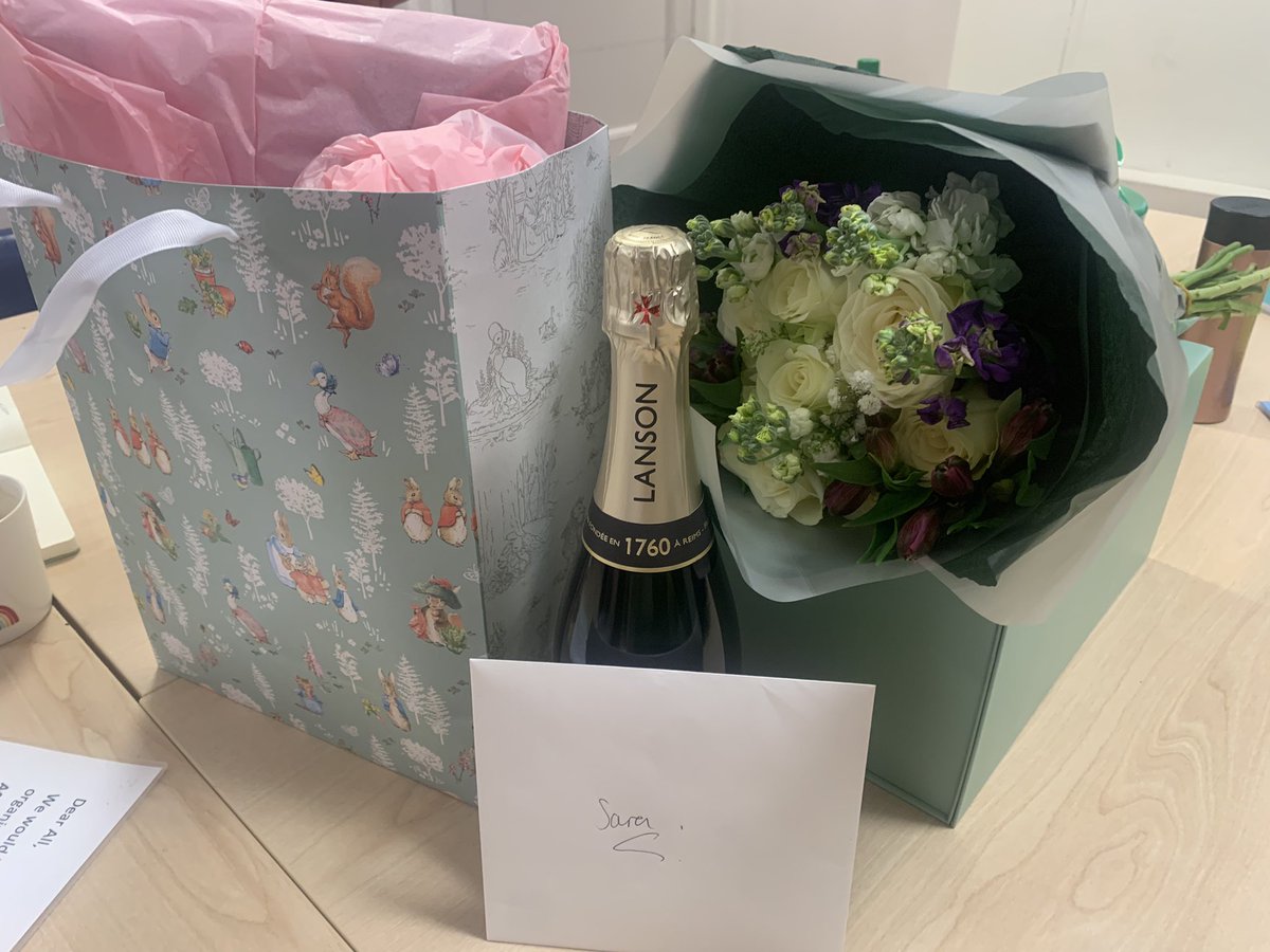 CP_UCLH's tweet image. Team CP want to say a huge thank you for everything she has done over the last 3.5 years &amp;amp; good luck to one of our CP consultants today. @SaraSimeoni85 @spasticityNhnn