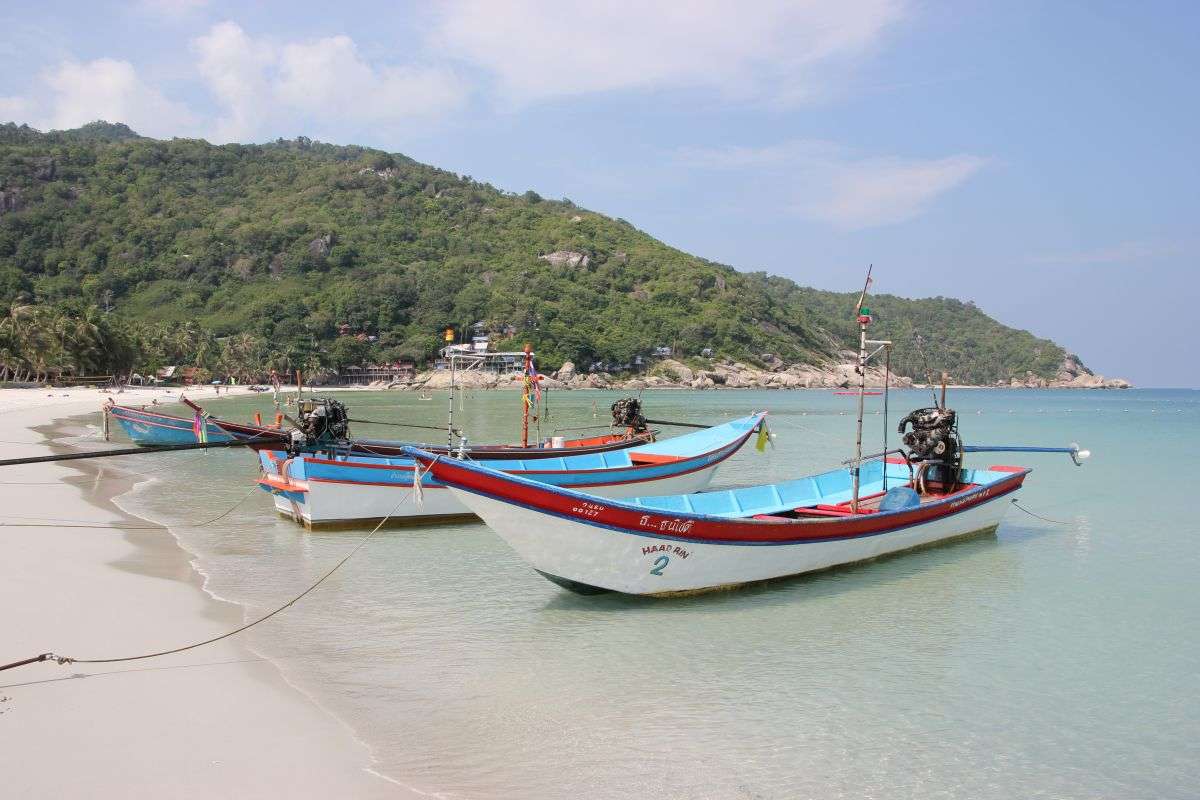_TravelingAsia's tweet photo. Hey here is a new entry in the #Thailand lexicon for you: Islands https://t.co/gQGDgqxgQ8 #TravelThailand https://t.co/z6Vghyi566
