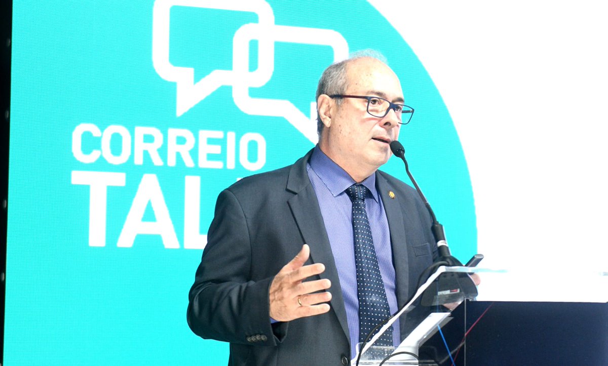 correio's tweet photo. "Aqui no Brasil, o consumo representa 44% e a renda 24%", explica o auditor fiscal Pedro Delarue Tolentino Filho sobre o atual sistema de tributação
📸 Ed Alves/CB
#reformatributaria #CBTalks https://t.co/YCYLmrfWBk