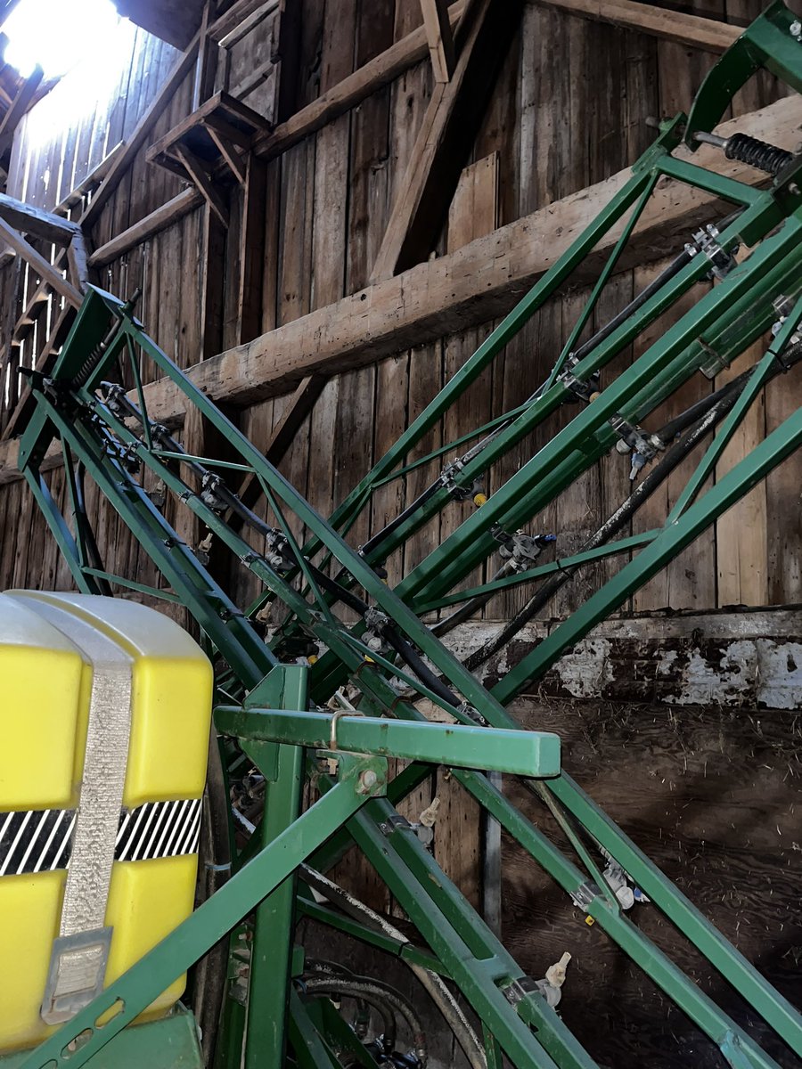 chris_abell_'s tweet photo. For Sale:
-60ft Top Air
-1100g 
-60L chem induction tank
Call Mike @ 519-521-0786 https://t.co/1xlNJg3i0x