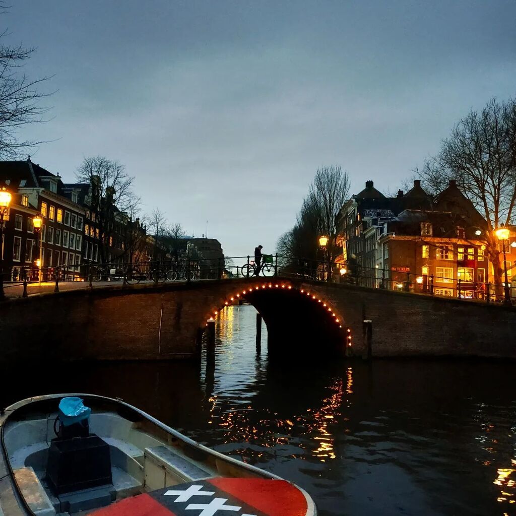 NothingDeclared's tweet photo. The southern entrance to Amsterdam's famed Rembrandtplein a major square in central Amsterdam, Netherlands, named after Rembrandt van Rijn (the artist) who owned a house nearby from 1639 to 1656. The area was popular with artists at the time and is now a… https://t.co/H4IL5UX5uQ https://t.co/5AFpmCEBBL