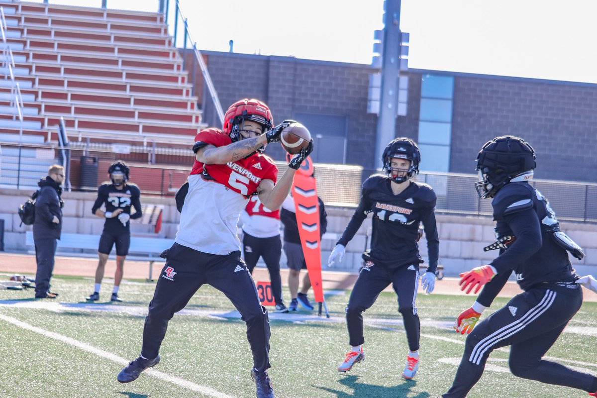 DU_Football's tweet photo. Always preparing⚒️ 

#DUFB23🐾 | #SpotTheBall https://t.co/nEBMkReqEn