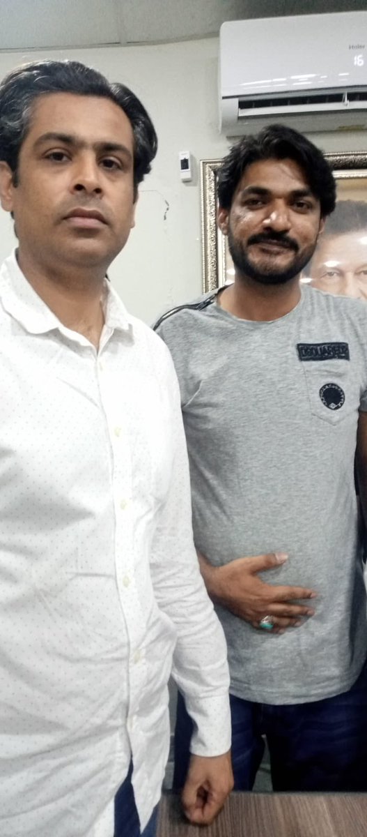SameerBabbar110's tweet photo. Today held meeting of PTI Safoora Town with President Pakistan Tehreek e Insaf Karachi Aftab Ahmed Siddiqui &amp; General Secretary Karachi Arsalan Taj
#PTIOfficial #NA242 #PS100 #SafooraTown #Sachal https://t.co/UvoxVQyJej