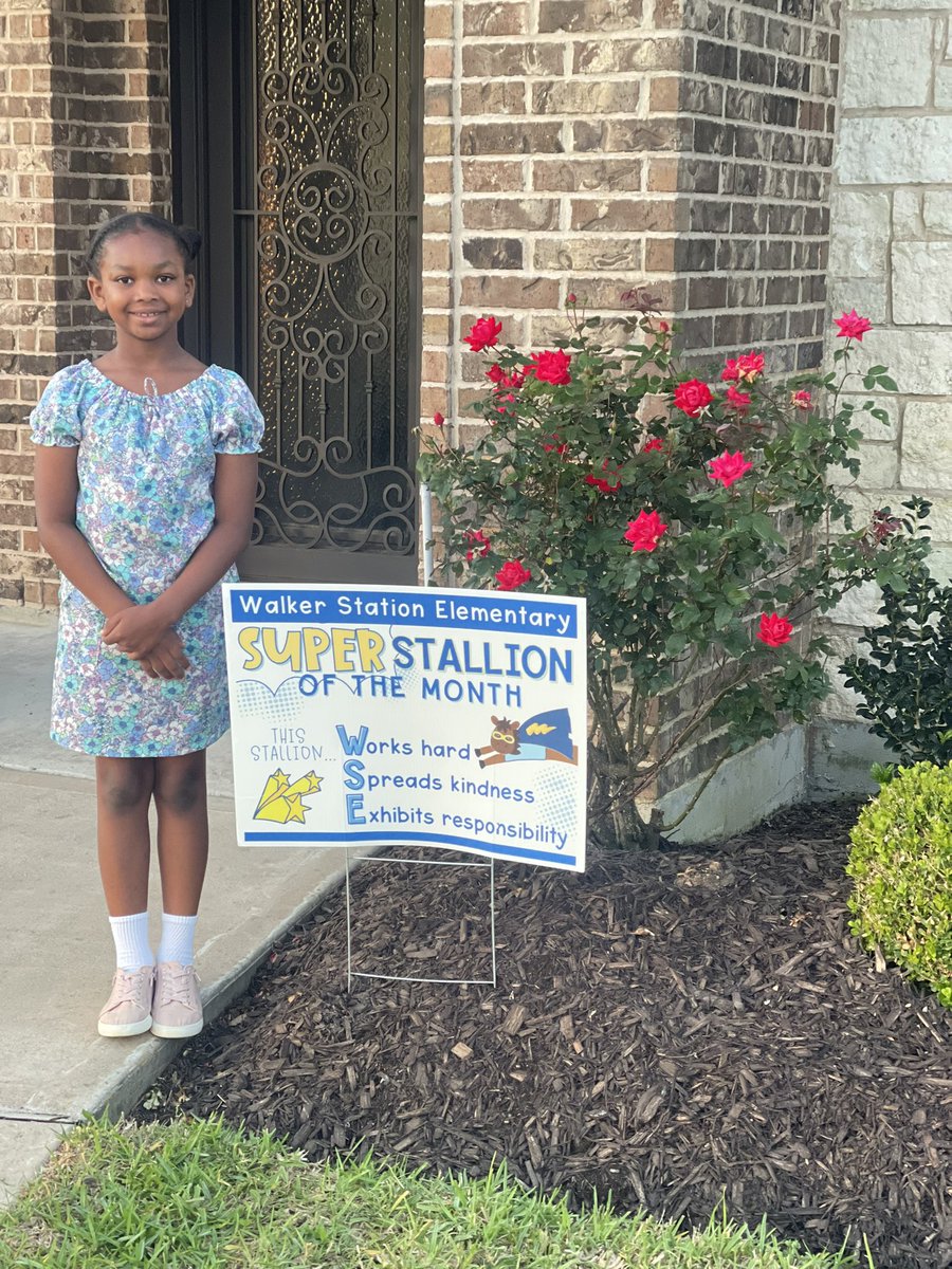 Walker Station Wednesday💙💛 My very own Super Stallion let me take her picture this morning ! @mariannecandc @WSE_Stallions @WSE_PTO