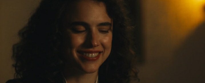 Margaret Qualley in 'Sanctuary' (2023)

🎬 Director: Zachary Wigon