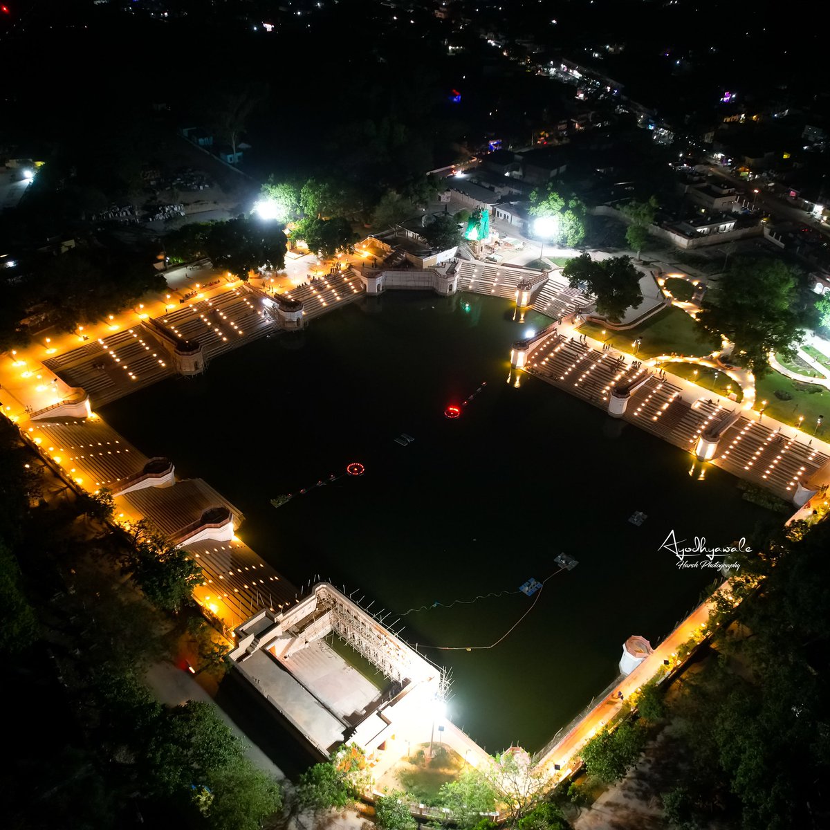 ayodhyawale's tweet photo. Surya Kund Ayodhya 📍❤️😍

#Ayodhya #ayodhyawale #uptourism #dekhoapnadesh @LalluSinghBJP https://t.co/VPnX5rx3y1