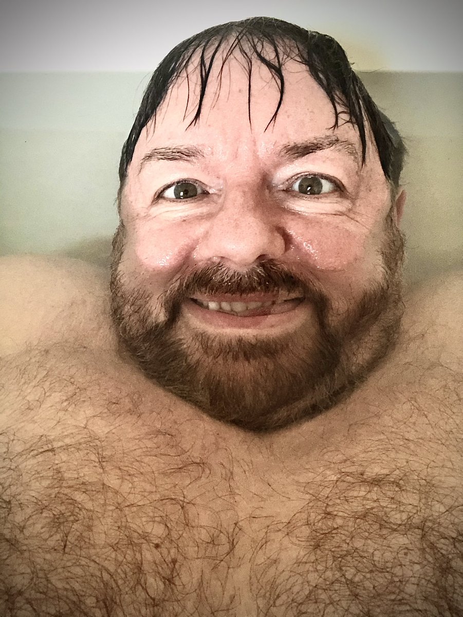 TetroUKofficial's tweet photo. @TalkTV The @rickygervais #PinupBoy #PosterSales $$$ https://t.co/FfzrV9HeMF