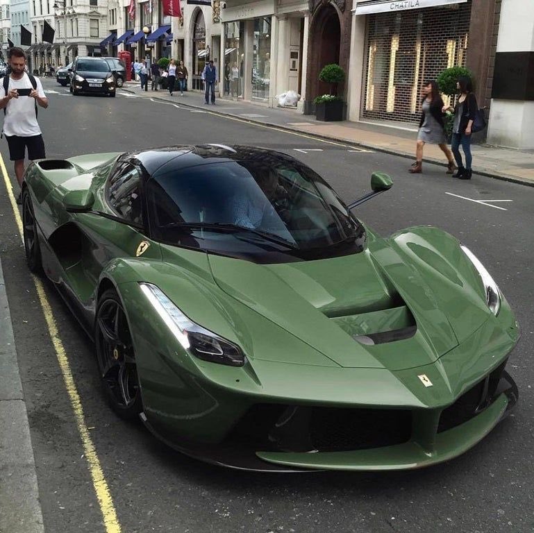 LaFerrari 🐊