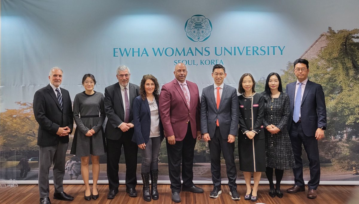 CSUDHPrezParham's tweet photo. I'm honored to have been able to visit the @EwhaWomansUniv in Seoul, South Korea recently. We are building strong bonds between universities across the globe! https://t.co/X9tk5zctgL