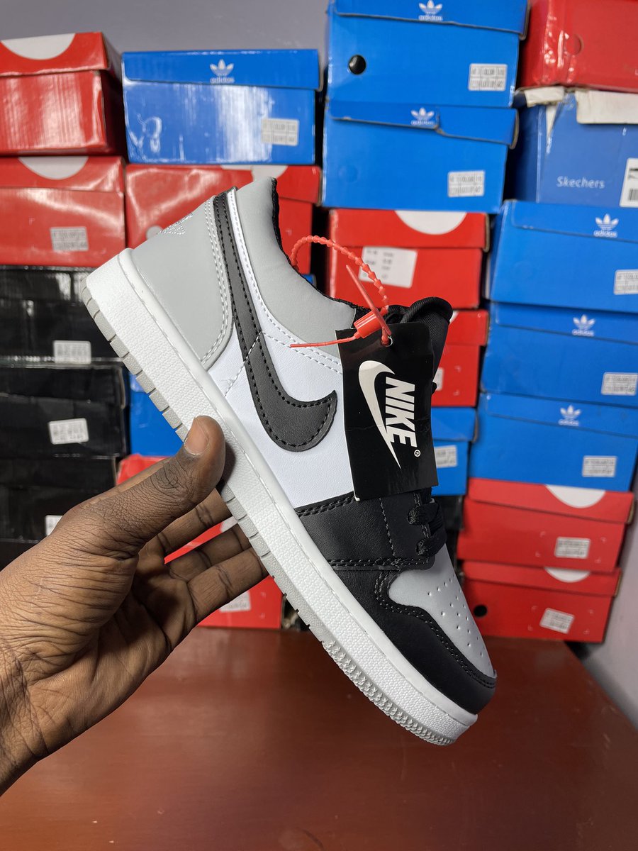 kit_zone99's tweet photo. بس انت اعمل لايك للتغريده ✔️ 
عشان تدخل معانا السحب علي منتج 👟🔥🔥

بالتوفيق ✨ https://t.co/RAxNavB07L