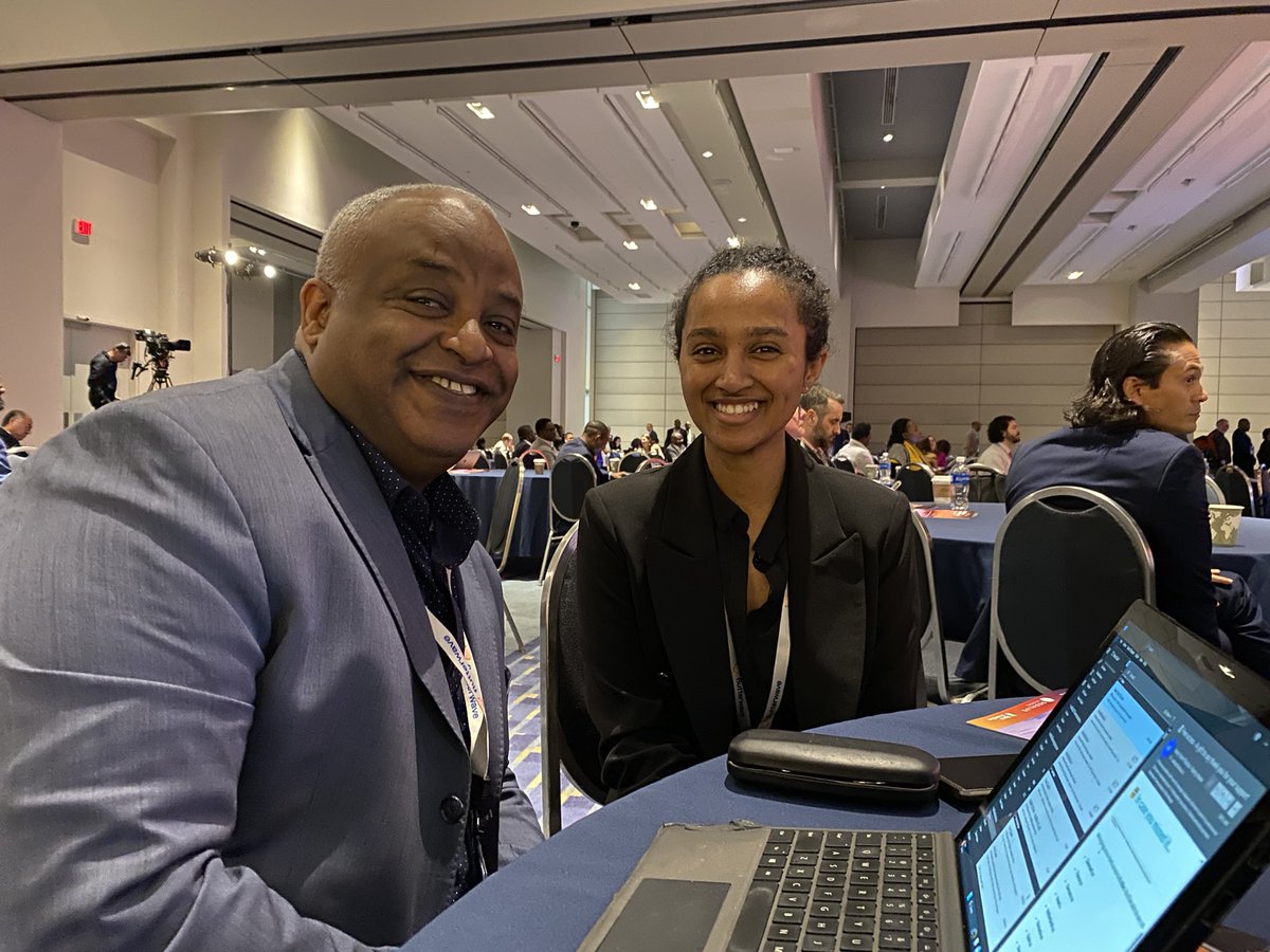 s_tafari's tweet photo. While listening to a panel discussion @AfricaTechSMT a student who knew @addisale through his interviews posted on #youtube stopped to say “hi” and express how he inspires her to return to Addis after college! You, my friend, are a gift to #Ethiopia. 

#witnessed https://t.co/5Cj2kut8PM