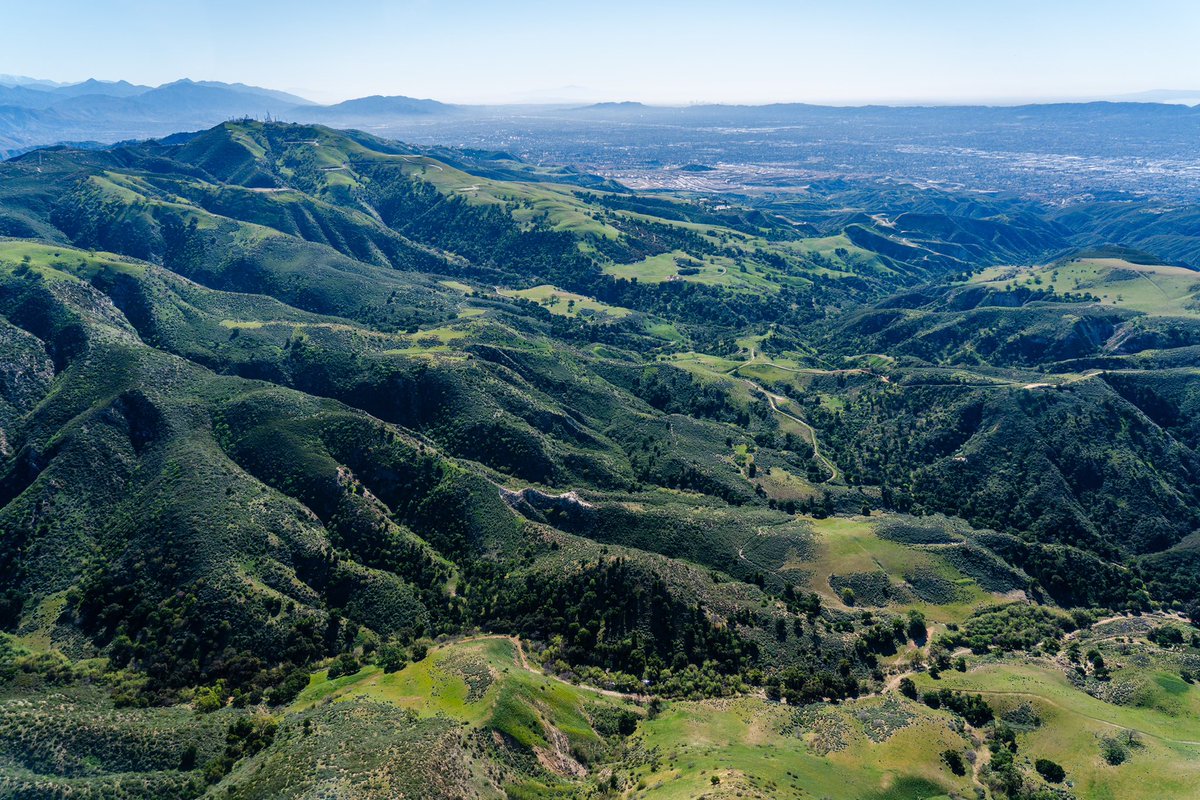 ROTVCoalition's tweet photo. Thanks to @RepAdamSchiff, the #rimofthevalley Corridor Preservation Act has been reintroduced in the 118th Congress. Please contact your Congressional representatives and tell them to support the protection of our local landscape and expansion of the @SantaMonicaMtns https://t.co/r3EfK8n45n