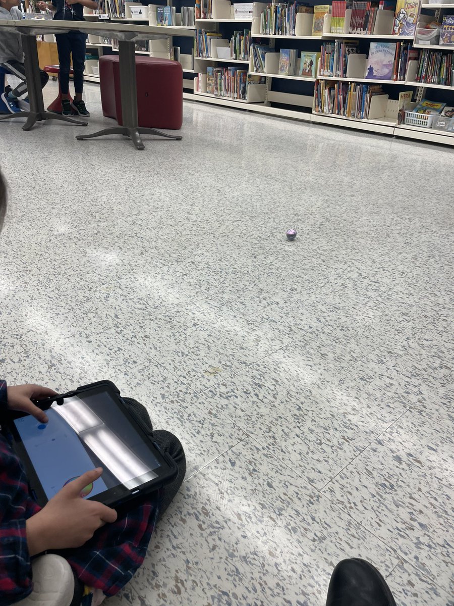 Madoc_Library's tweet photo. K2 played with the Sphero minis today. I was proud to watch as they supported each other in their learning. https://t.co/bosCBcpvRe