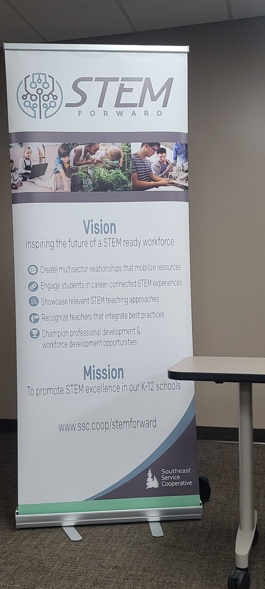 jenhegna's tweet image. Presenting at the Stem Forward Conference tonight. Practical uses of ChatGPT and artificial intelligence!! #StemForward