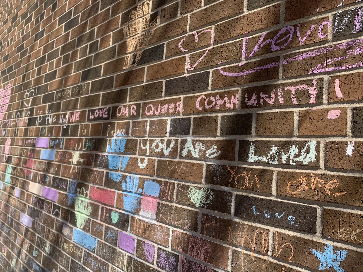 Our Day of Pink activity day was a big success. <a href="/TDSB_Essex/">Essex JSPS</a> <a href="/TDSB_Hawthorne2/">Hawthorne</a> say no to transphobia and homophobia. #DayOfPink