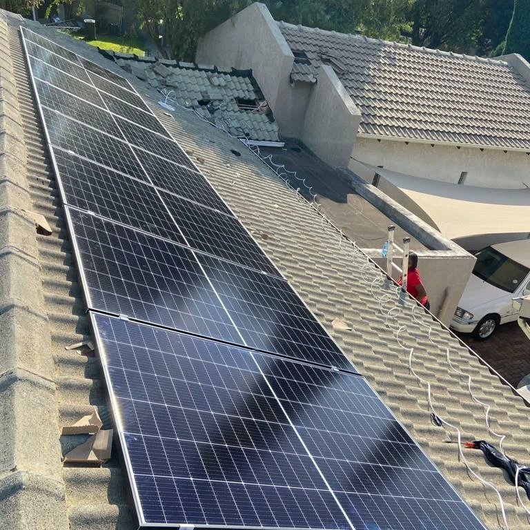 DinokoAutomati1's tweet photo. @CityPowerJhb [4/11, 15:01] Dinoko Automation: 3kva system with panels, lithium battery and installation is R45000 and back up on is R30000
[4/11, 15:02] Dinoko Automation: 5kva system with panels lithium battery and installation is R85000 back up only in R55000 https://t.co/UTiamWyfy7