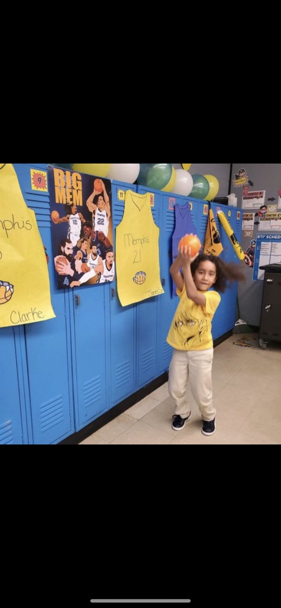 Newberry supports the Grizzlies #BigMemphis <a href="/memgrizz/">Memphis Grizzlies</a>