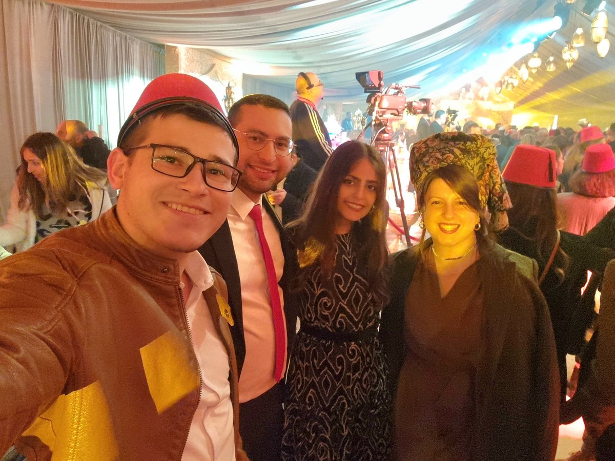 avribloch's tweet photo. הגענו לאכול את המופלטות של אמיר אוחנה https://t.co/of88osdpLL